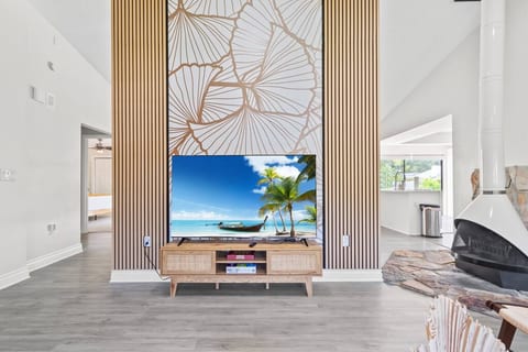 PALM HARBOR| Heated Pool| Games| Office