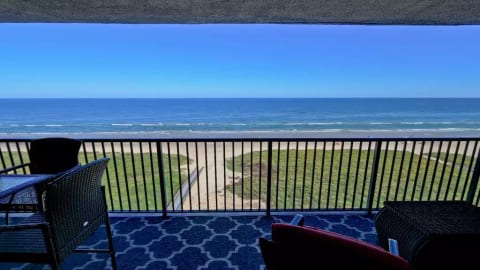 Ocean Vista Towers #1105