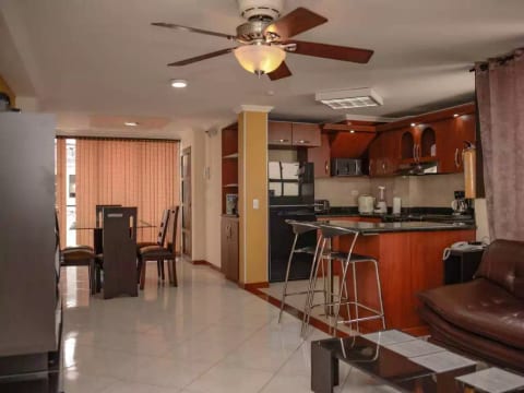 3 Bedroom Balcony AC security