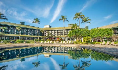 MODERN | 2 QUEENS | OCEAN/POOL VIEWS | KBR 3126