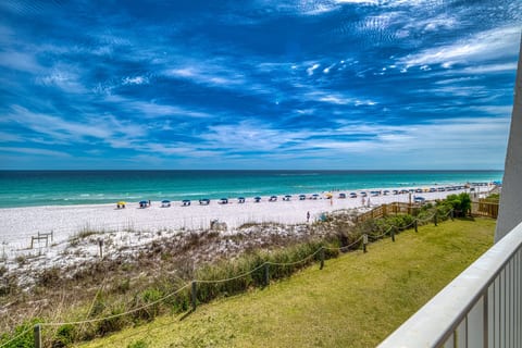 A203 | The Beach House Condominiums