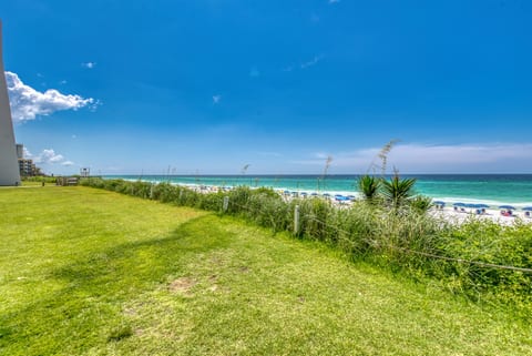 B101 | The Beach House Condominiums