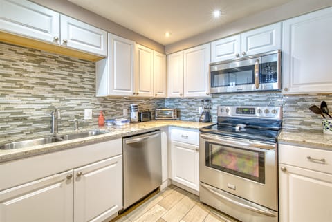 B101 | The Beach House Condominiums