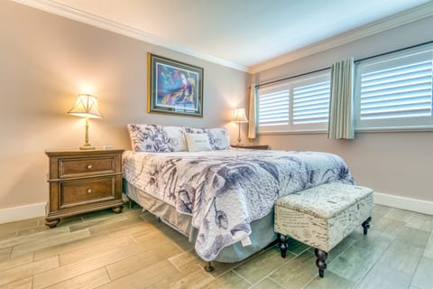B101 | The Beach House Condominiums