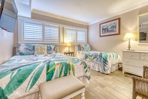 B101 | The Beach House Condominiums