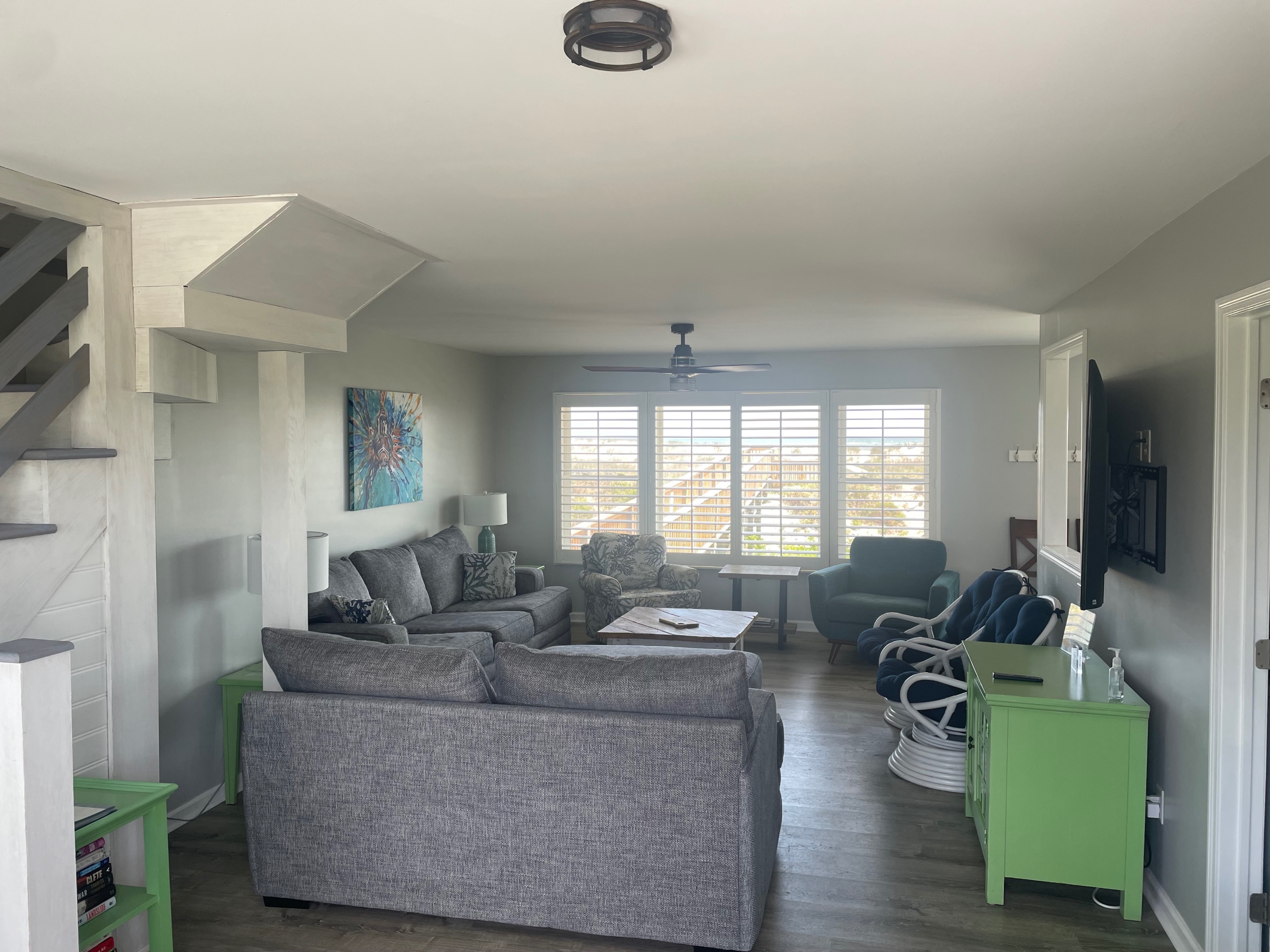 Spacious West side family room with a beautiful ocean view!