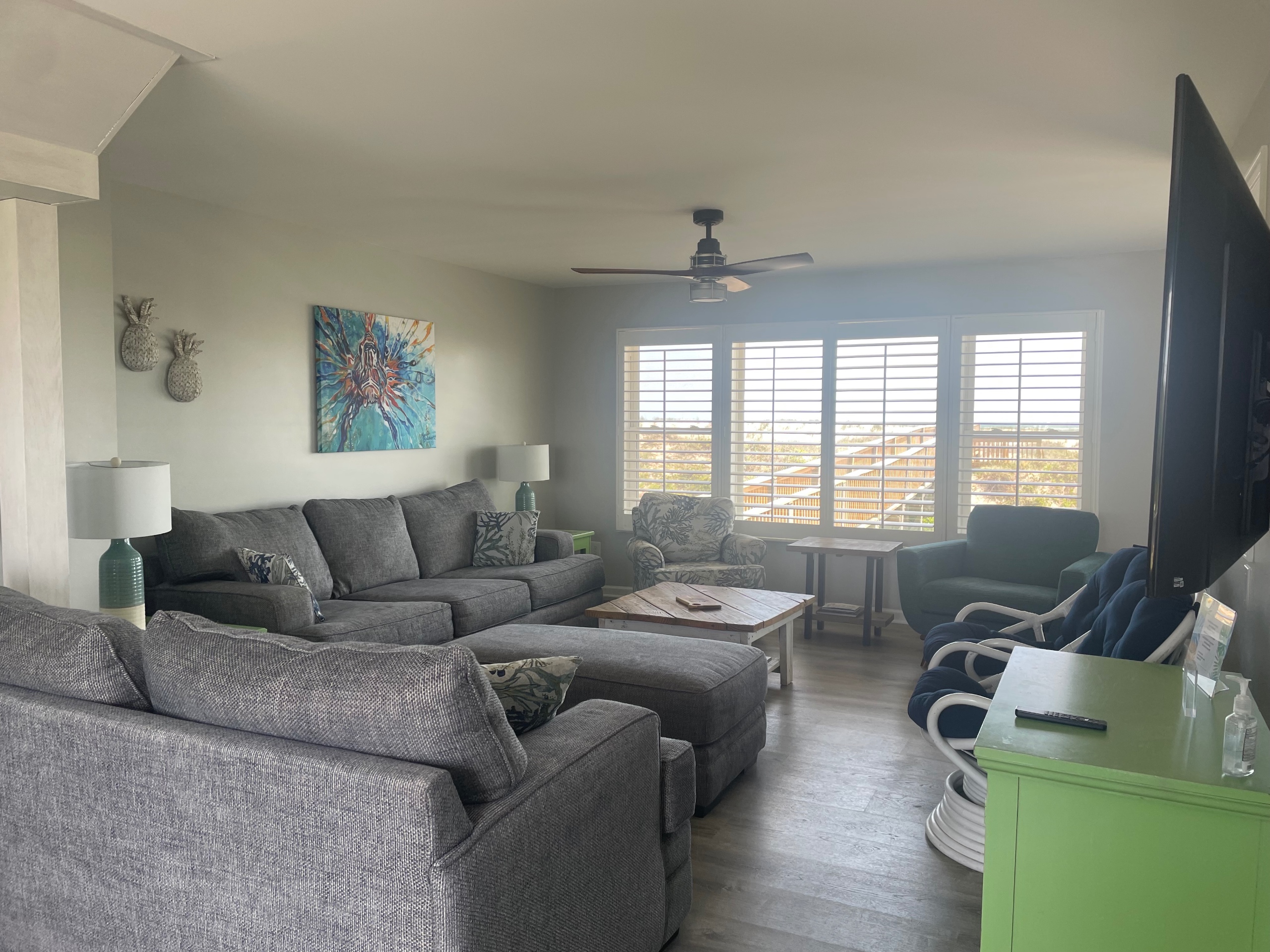 Spacious West side family room with a beautiful ocean view!