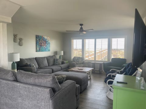Spacious West side family room with a beautiful ocean view!