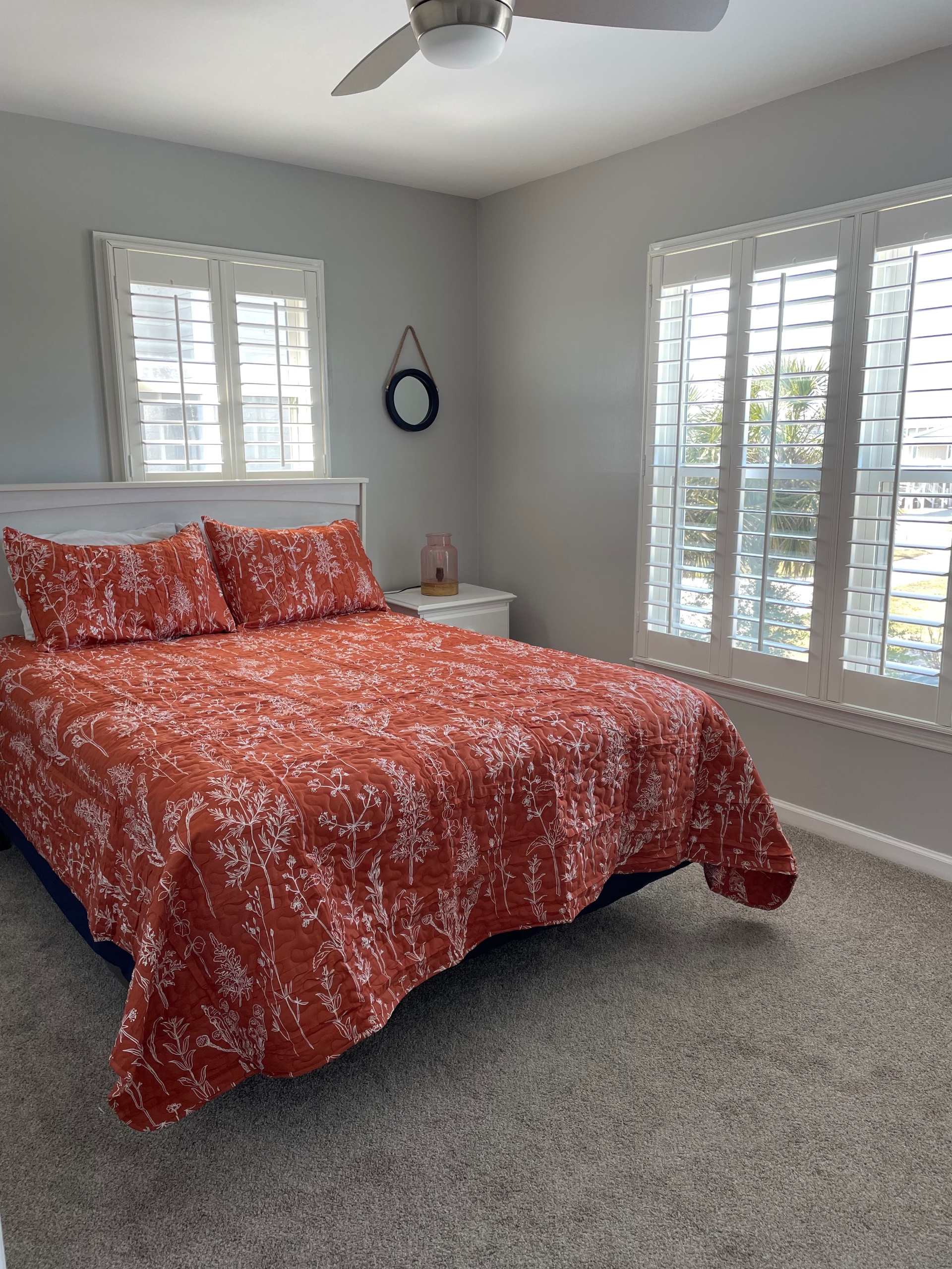 Downstairs bedroom West (8)