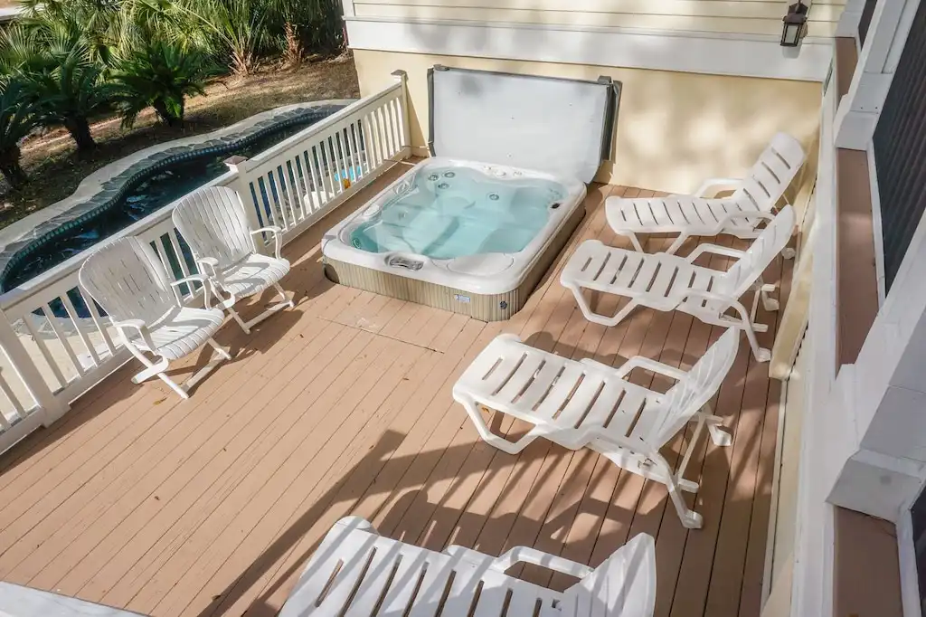 3 level deck with hot tub on the 2nd level
(Heat additional) - After Dune Delight - Hilton Head Island