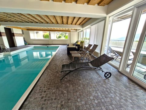 Pool Indoor