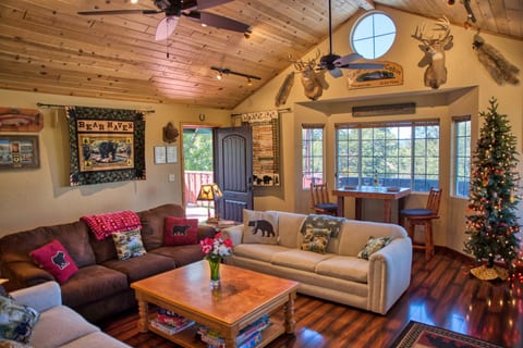 Bear Haven Cabin