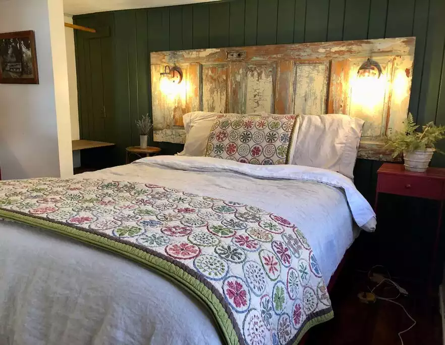 Bedroom #1 - comfy Queen size bed and soft linen bedding. - Camp Pocomoonshine - Cozy/Lake Access/Hot Tub - Keeseville