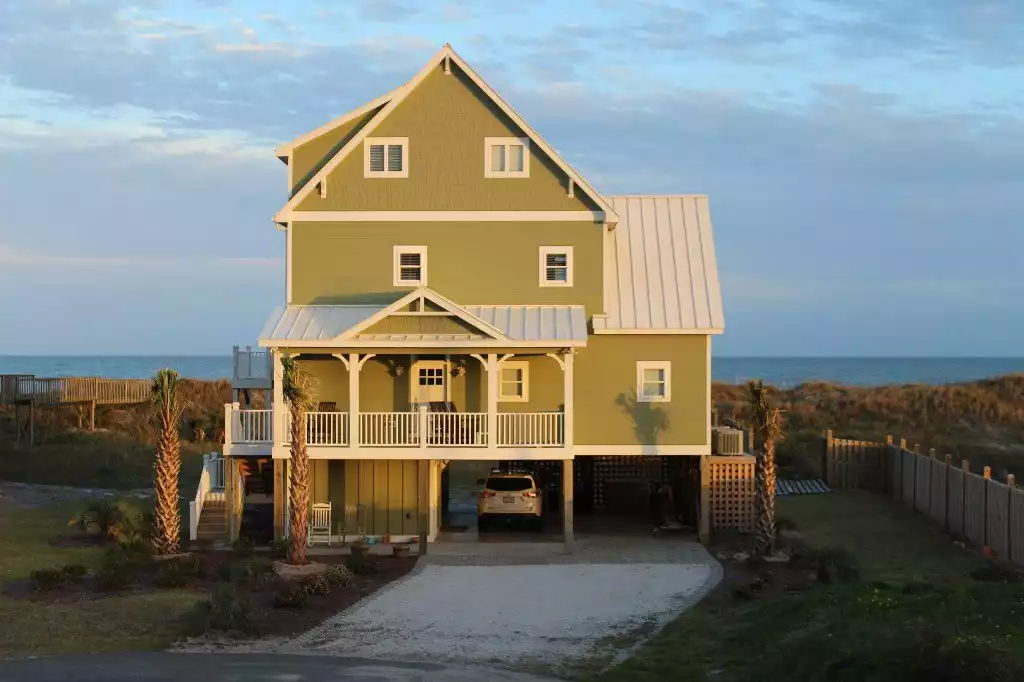 Pearl by the Sea. North Topsail Beach oceanfront rental. - Pearl by the Sea - North Topsail Beach