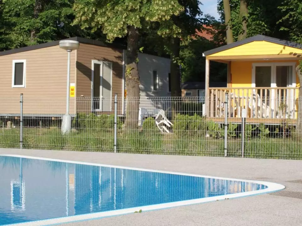 Estilo de Hawái - Dolní Počernice