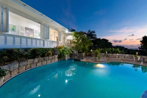 Halle Rose - Sandy Lane