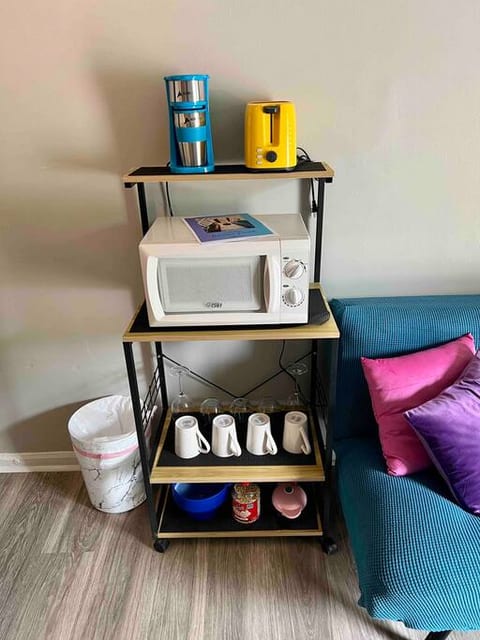 Pop-Of-Color - Loft!
