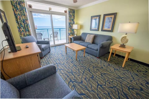 Direct Oceanfront!