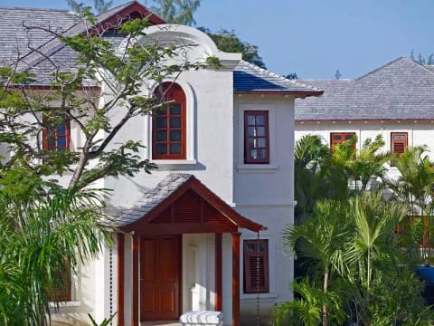 Villa No. 6 Claridges - Gibbs