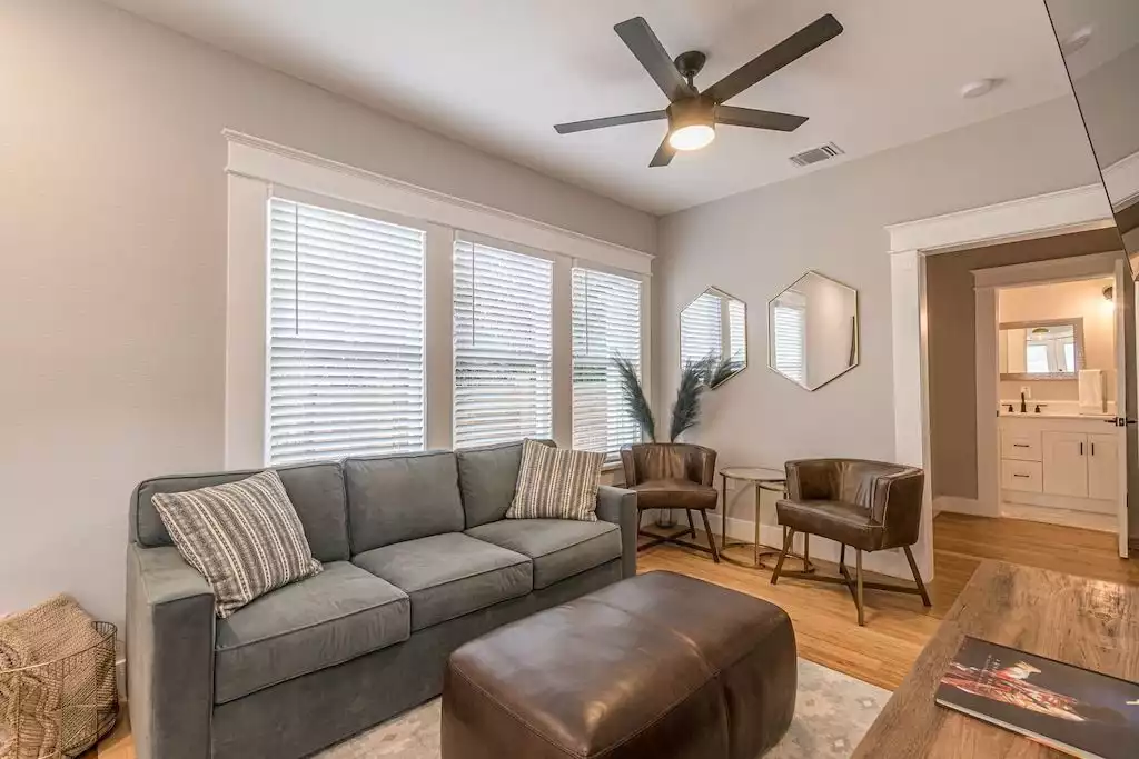 Stunning downtown Lavaca home by Convention Center