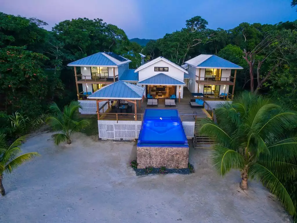 Sunset View - Vivaro Roatan Beachfront - West End