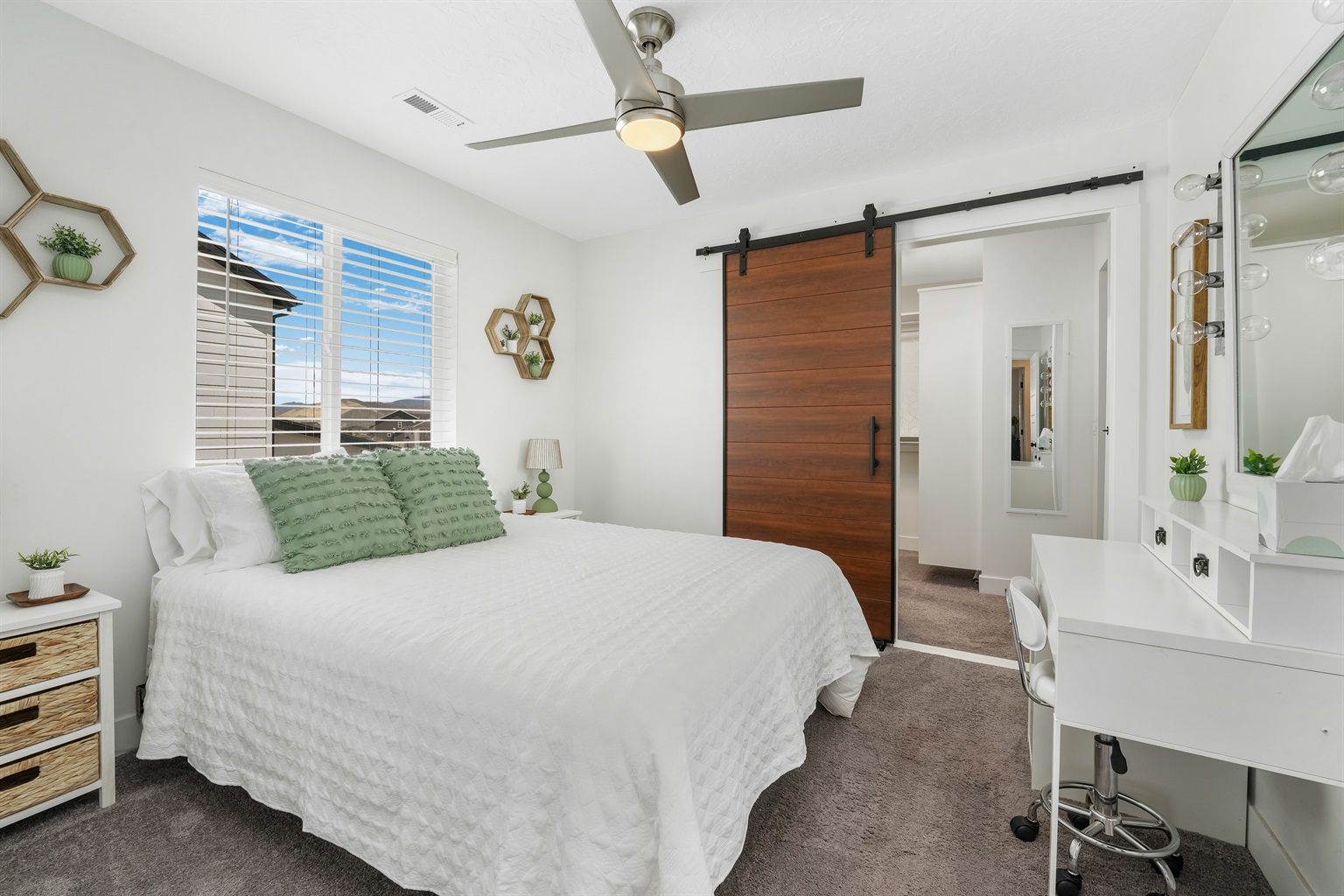 Luxury in Saratoga Springs | View of Utah Lake and Wasatch mts - Saratoga Springs