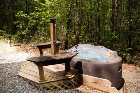 Cabin B at Serenity Ridge