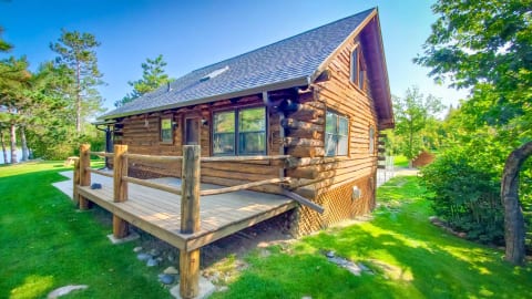 Real Log Cabin on remote 2 acre lot.
