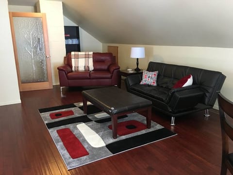 Decorah Valley Home with a View (Apartment 1)