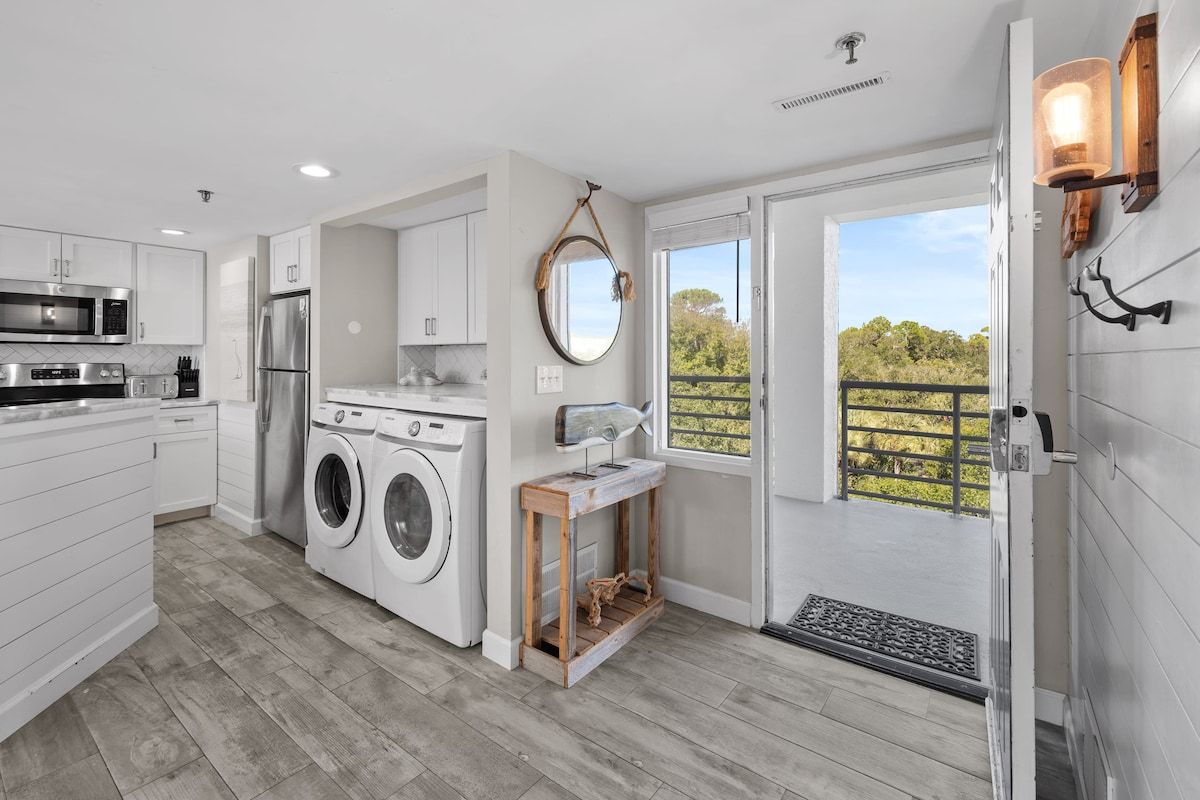 Ocean Views at Villamare 1405, Right on the Beach! image 25