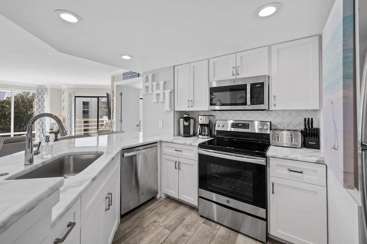Ocean Views at Villamare 1405, Right on the Beach! image 3