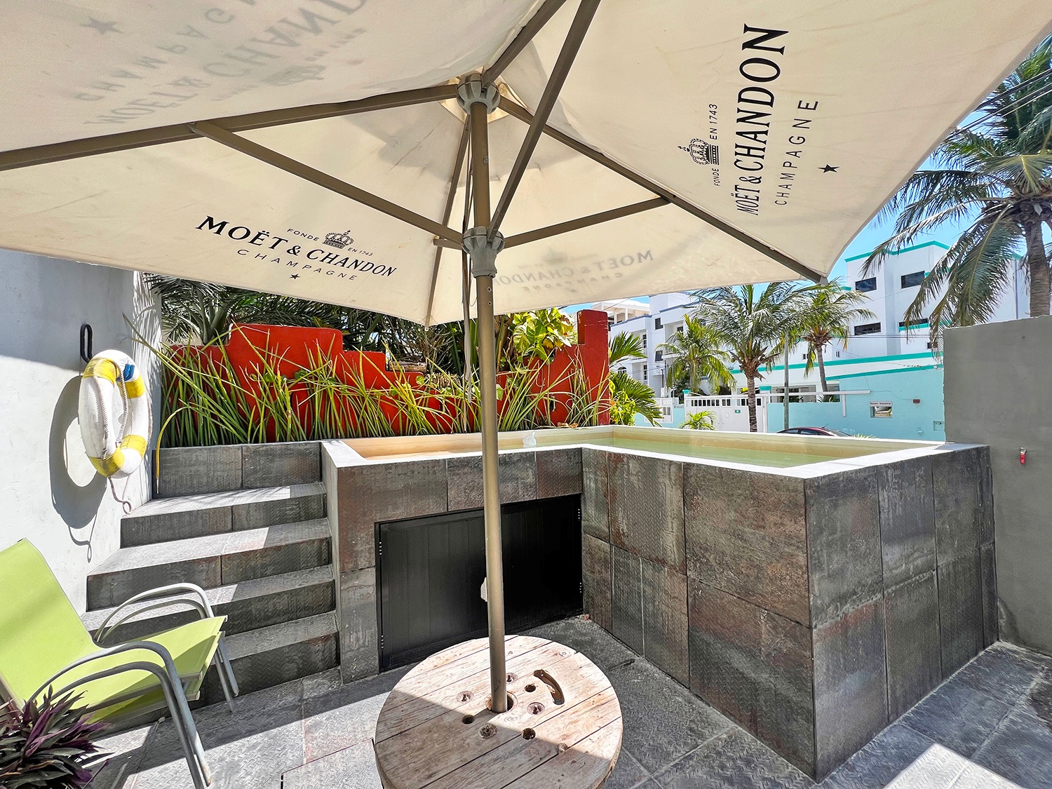 Aqua 5 Beachside