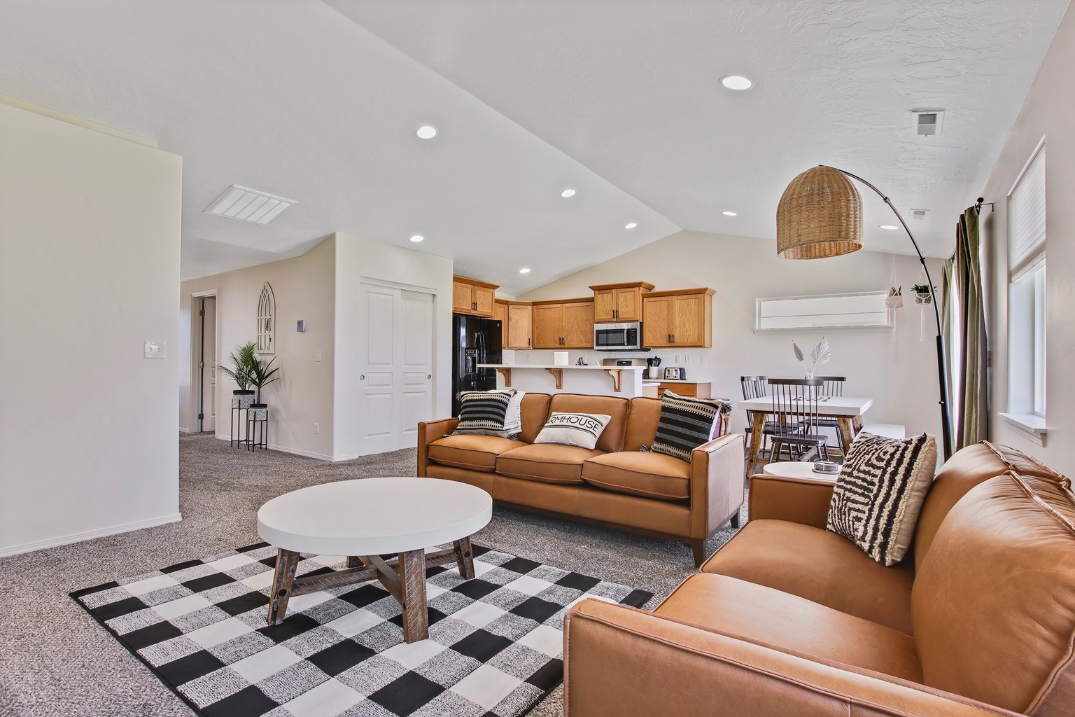 modern-sage-farmhouse-private-3-bedroom-home-amazing-location/