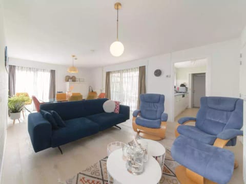 Klemskerkestraat with terrace