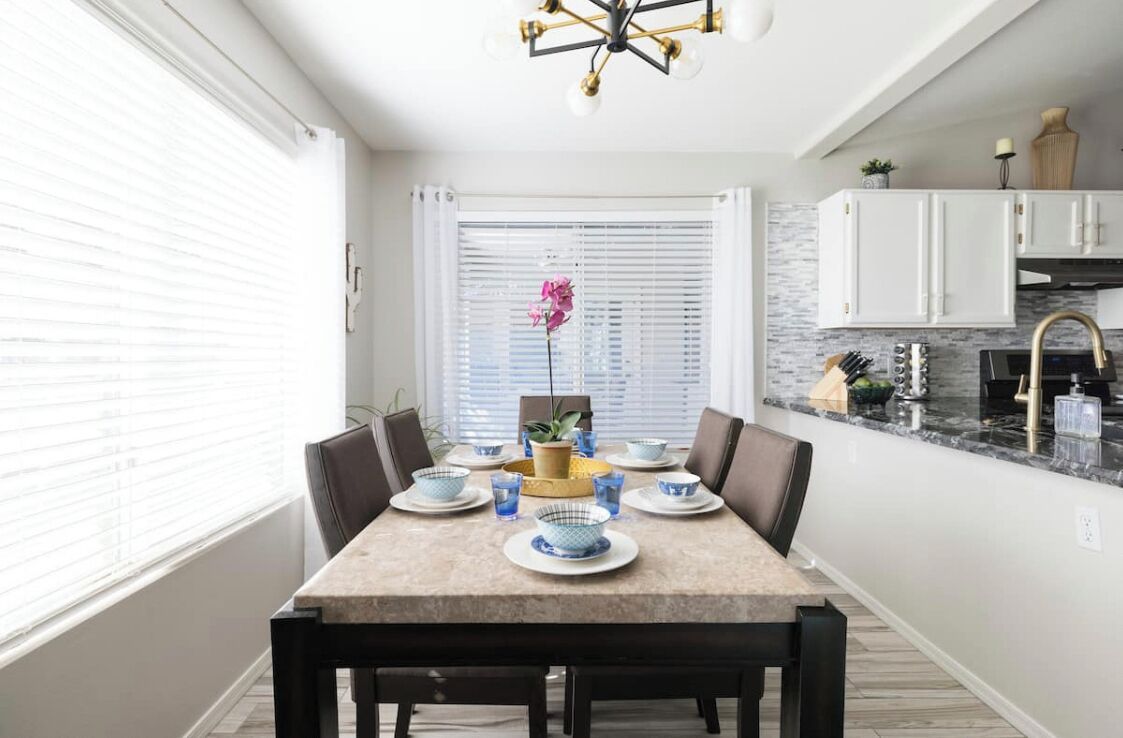 Dining room with seating for 6