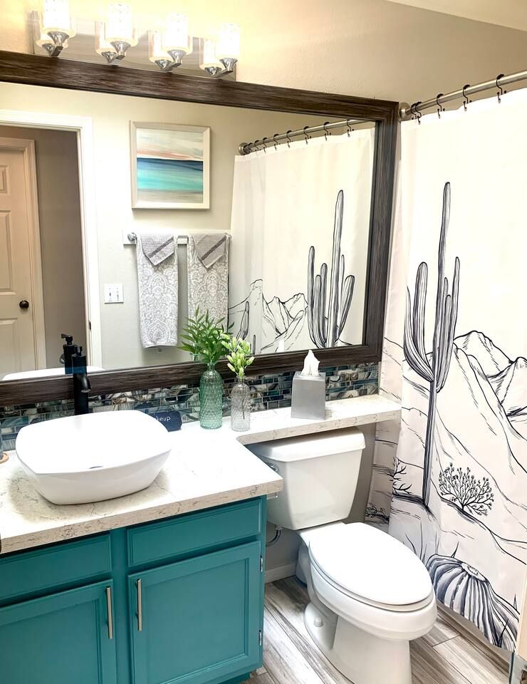 Hallway Bath. Stadium Oasis Glendale, Az