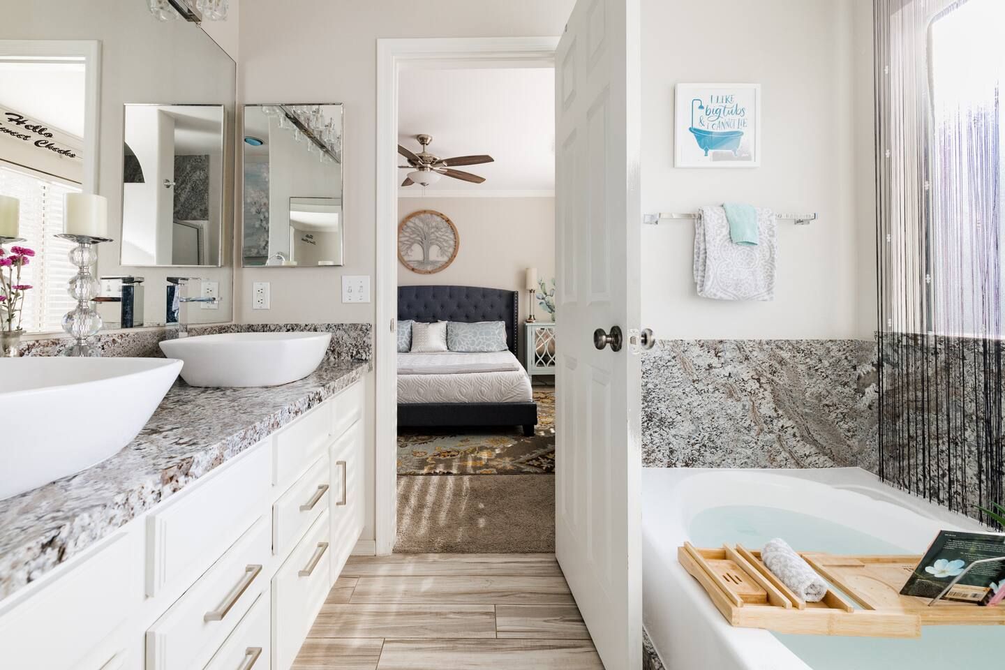 Master EnSuite. Stadium Oasis Glendale, Az