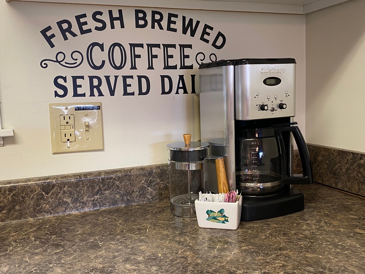 Suite Escape-Discounts-Steps to Slopes-Tubing image 25 Suite Escape@Snowlake   3-30 NTS | WALK to Lifts