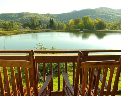 Beautiful water and lake views at this unique Sugar Mountain Resort location.  Enjoy a unique restored ski lodge with 4 private master bedroom suites  perfect for large groups. 