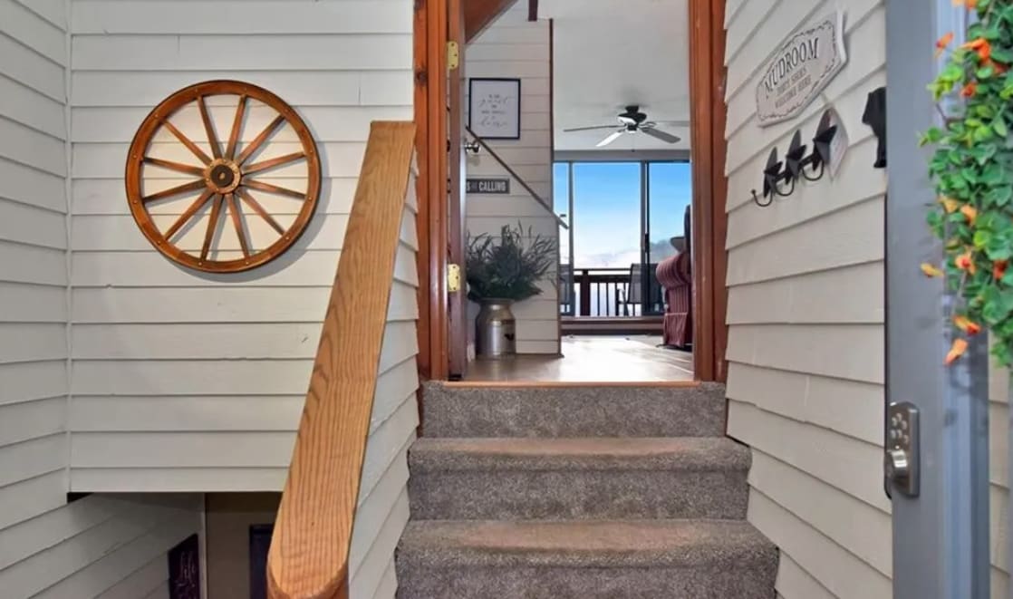 Suite Escape-Discounts-Steps to Slopes-Tubing image 9 Suite Escape@Snowlake   3-30 NTS | WALK to Lifts