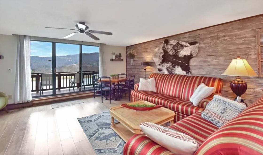 Suite Escape-Discounts-Steps to Slopes-Tubing image 2 Suite Escape@Snowlake   3-30 NTS | WALK to Lifts