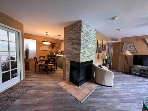 Tucson Escapes Mountain Hideaway