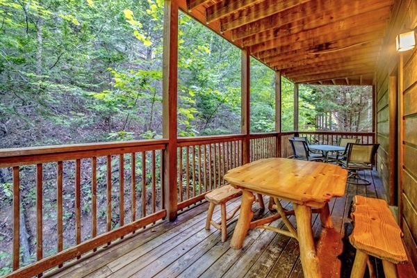 creekside-serenity-cabin/