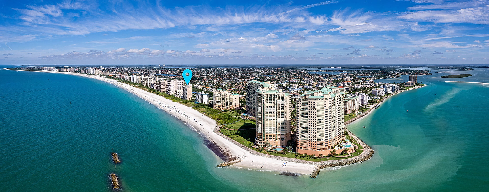 Fantastic location at the Aveline, in the SeaWinds Complex