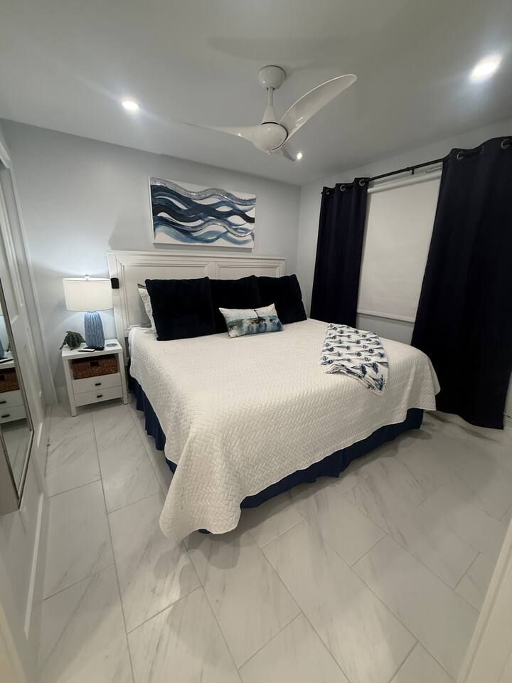 King Bedroom with roller shades