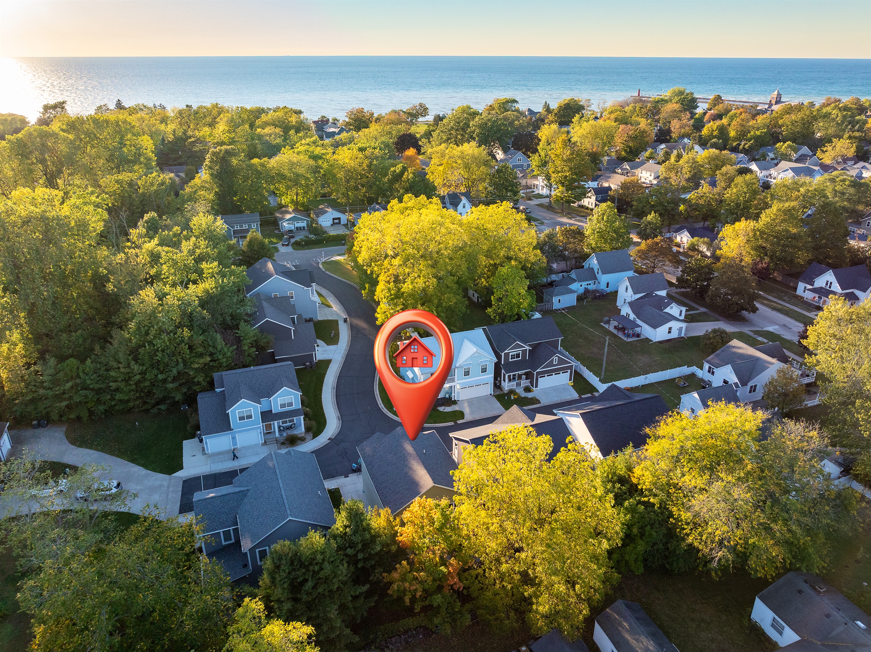 3 blocks to Lake Michigan, South Beach
