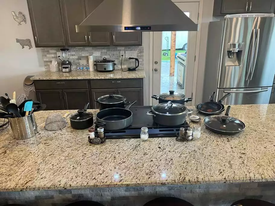Fully stocked kitchen will encourage you to cook those favorite family recipes Fully stocked kitchen will encourage you to cook those favorite family recipes - MultiFam Country Home for 20+ guests! Events Ok - Joshua