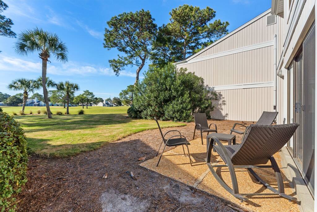 There is a patio for outdoor time - Pipers Perch - Miramar Beach