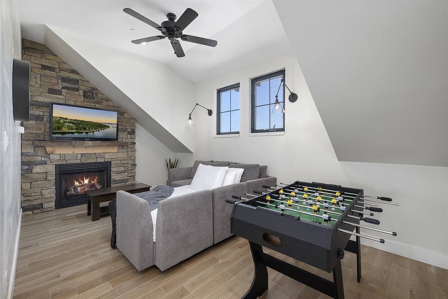 Upstairs Living Area | Gas Fireplace | Additional Sleeping Area
Note no foosball table at this time!