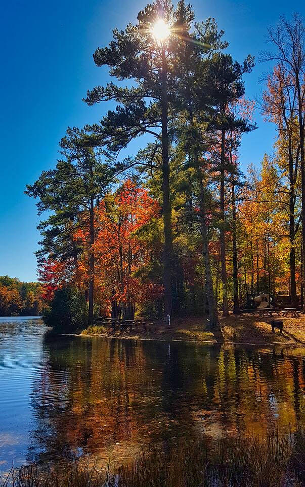 Table Rock State Park | 3 miles
